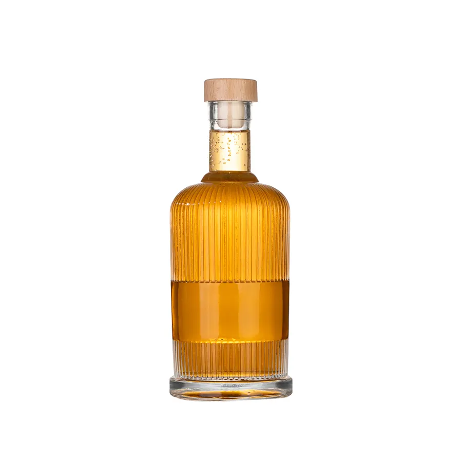 Bouteilles en verre rondes de luxe de 750ml à haute silex pour whisky en vrac en vrac bon marché Vodka standard russe 500ml liqueur blanche chinoise