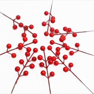 Branche de baies rouges artificielles Fukutoku à 7 branches pour la décoration de Noël - Product Image 5