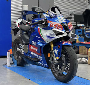 Moto sportive d'occasion <span class=keywords><strong>Ducati</strong></span> V2 <span class=keywords><strong>V4</strong></span> de 2022 avec déflecteurs personnalisables de haute qualité - Product Image 5