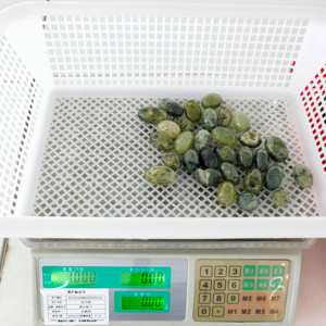 Kindfull Vente en gros Cristal naturel de haute qualité Artisanat <span class=keywords><strong>Pierre</strong></span> à rouler de guérison Matériau mixte Tumble pour la décoration - Product Image 6