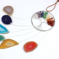 Carillon éolien à 7 chakras en pierre dégringolée pour la décoration Carillon éolien en cristal naturel Agate en tranches pendentif pour décoration