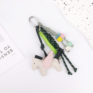 Móc khóa da PU sang trọng hình Pegasus, mặt dây trang trí hình thú, phụ kiện túi xách, mặt dây chuyền, móc khóa ô tô dành cho nữ - Product Image 5