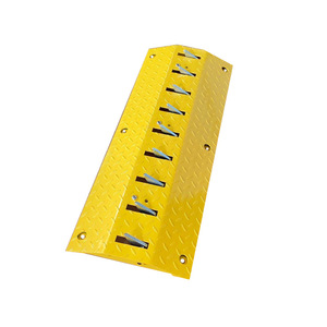เหล็กกั้นถนนแบบยางสำหรับความปลอดภัยบนท้องถนน - Product Image 1