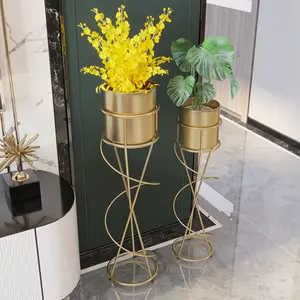 गर्म बिक्री 3 स्तरों धातु संयंत्र स्टैंड लौह कला फूल बर्तन धारक आधुनिक धातु प्रदर्शन कमरों का रैक Rustproof फूल बर्तन खड़े हो जाओ