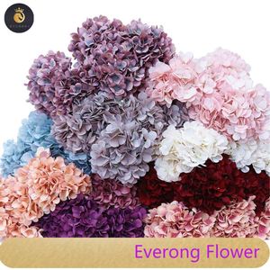 Muestra gratis 5 cabezas de seda artificial blanco Hortensia flor Hortensia flores para la decoración del hogar y la cocina - Product Image 6