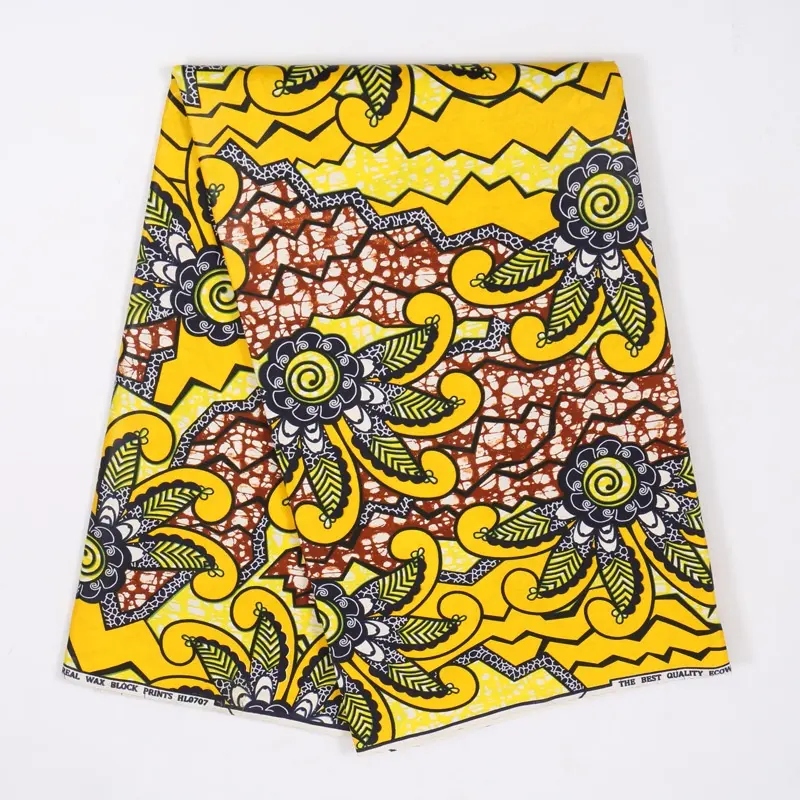 cheap price fabric good 90gsm 110gsm120gsm polyester cotton microfiber printed batik sarong fabric for dress Malaysia
