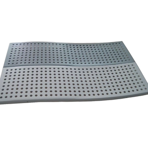 Professionell Angepasste Hyperbolische Perforierte Aluminiumlegierungs-Einzelplatten für Architektonische Außendekoration Vorhangfassaden - Product Image 1