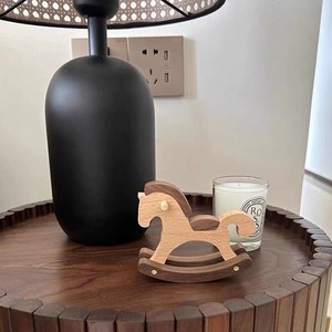 Mini Caballito Balancín de Madera 10x8x3.5cm Sapele Nogal Negro Adorno de Escritorio Juguete para Niños Regalo DIY - Product Image 2