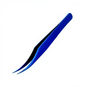Pince à épiler pour sourcils DANTRIC IMPLANTS, pointe bleue pointue, acier inoxydable, modèle 89910, design moderne et durable pour une épilation précise - Product Image 3