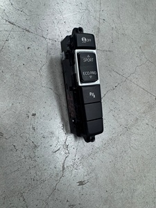 Nuevo estilo de alta calidad <span class=keywords><strong>X2</strong></span> Series F39 interruptor de combinación de reposabrazos Botón de módulo de movimiento interruptor antideslizante de radar de estacionamiento para <span class=keywords><strong>BMW</strong></span> - Product Image 6