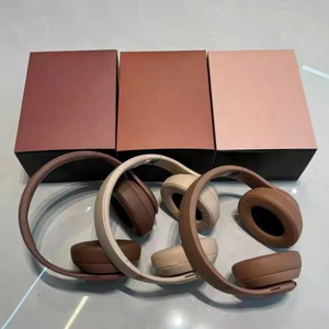 2025 Vente chaude Nouveaux écouteurs Kim Kardashian X Kim Studio Pro Casque BT sans fil Studio Pro - Product Image 2