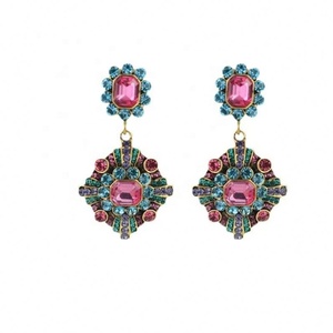 Pendientes Largos de Estilo Vintage, Chapados en Oro de 18K, con Circonita Antigua, Diseño Geométrico de Alta Gama para Fiesta - Product Image 6