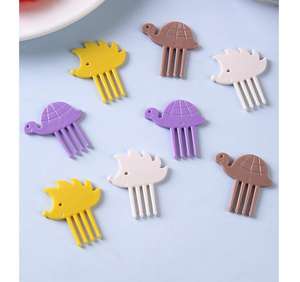 Fourchettes à fruits hérisson pour la maison et l'école Accessoires de boîte à lunch pour enfants Fourchettes à nourriture pour animaux mignons - Product Image 4