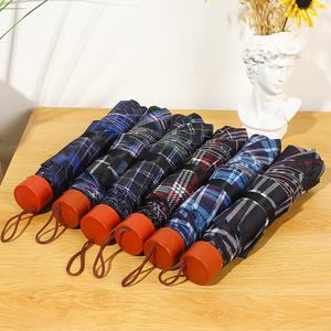 <span class=keywords><strong>Parapluie</strong></span> pliant classique à carreaux en acier pour hommes et femmes, idéal pour les vendeurs de rue, cadeau promotionnel, vente en gros - Product Image 1