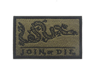 เข้าร่วมหรือตายธงของงูแห่งความสามัคคีหรือความตาย POW-MIA สีดำสีขาวปักเหล็กบนหมวกเป็นมิตรกับสิ่งแวดล้อม - Product Image 2