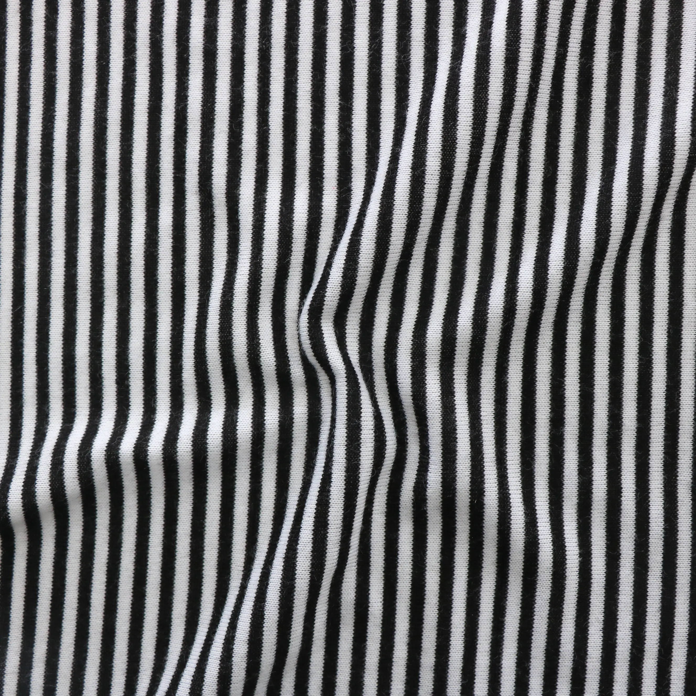 Free Sample China Manufacturer Stripes Pattern 100% Polyester Loose Single Jersey Knit Fabric For Garment