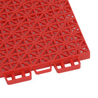 Dalles de sol modulaires emballées sur palette, dalles de sport emboîtables, chargement sécurisé, revêtement de sol en PP en vrac pour commandes en gros