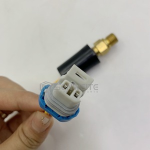 Sensor de Presión SCNWC RE212876 con Montaje Roscado Piezoresistivo para Transmisión de Excavadora - Product Image 3
