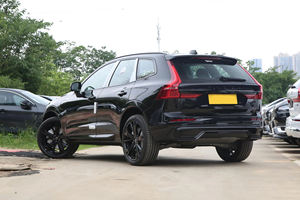 <span class=keywords><strong>B5</strong></span> <span class=keywords><strong>AWD</strong></span> Deluxe Medium SUV 2,0 T L4 8 Velocidades Automático Híbrido 180km XC60 Nuevo Coche Familiar - Product Image 4