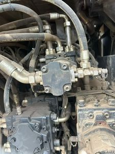 उच्च गुणवत्ता SSP80C-8 मल्टीफंक्शनल डामर पेवर 800 टी/एच क्षमता 500 मिमी मोटाई सड़क निर्माण उपकरण - Product Image 5