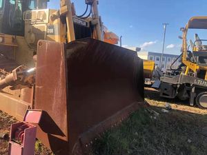 Excavadora japonesa D9N, a la venta en Shanghai - Product Image 5