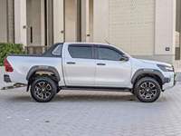 MEILLEURES OFFRES pour TOYOTA HILUX ADVENTURE Diesel Pickup Adventure Automatique d'occasion