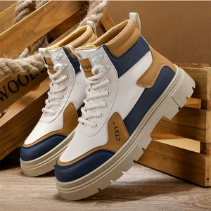 Bottes de <span class=keywords><strong>moto</strong></span> de travail pour hommes de style britannique à semelle épaisse d'automne à la mode - Product Image 3
