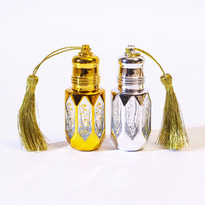 Mini <span class=keywords><strong>Bouteille</strong></span> 6ml Recyclable Vide en Verre Cristal pour Attar, Parfum Oud Arabe, Huiles Essentielles avec Applicateur à Bille - Product Image 4