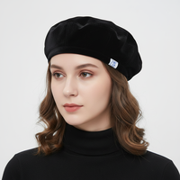 Béret en velours noir personnalisé avec logo, béret souple et décontracté pour femme, pour une utilisation quotidienne toute saison, chapeau élégant de style français, couleur unie de luxe