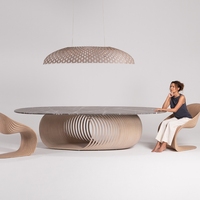 Grande table à manger moderne en bois massif avec base courbée artistique pour hôtel, restaurant, villa, mobilier de maison