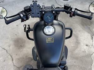รถมอเตอร์ไซค์ครุยเซอร์ QJMOTOR Flash 250 AMT รุ่นขายดีประจำปี 2026 - เครื่องยนต์ 250 ซีซี ระบายความร้อนด้วยน้ำ สไตล์วินเทจ สำหรับการขับขี่ในเมืองและการเดินทางท่องเที่ยว - Product Image 2