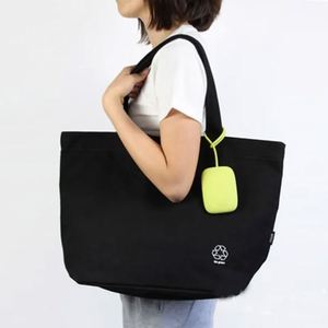 ของขวัญส่งเสริมการขายสุดหรูยอดนิยม กระเป๋าซิลิโคนขนาดเล็ก ที่ใส่กุญแจรถแบบซิลิโคนพร้อมโลโก้สั่งทำ - Product Image 5