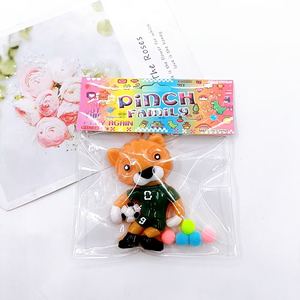 Nouvelle tendance en gros Zayu Taba Jouet Squishy Maple Mochi, Jouet anti-stress à presser et à pincer, Mascotte de jeu de football, pour soulagement du stress - Product Image 3