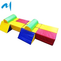 Briques de jeu en mousse souple pour enfants, combinaison de pièces, jouets glissants et d'escalade d'intérieur pour tout-petits