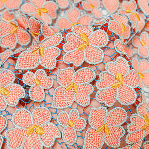 Nieuwste Premium Luxe Multi-Color Geborduurde Afrikaanse Wit Water Oplosbaar Borduurwerk Guipure Kant Stof - Product Image 2