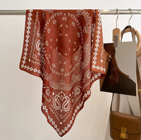 Bandanas vintage Paisley en gros, foulards carrés doux multicolores pour femmes, à porter au quotidien, en voyage ou pour les séances photo
