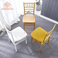 Chaises Chiavari empilables en résine blanches et dorées de haute qualité et durables pour banquets et événements – Chaises de réception pour hôtels et mariages