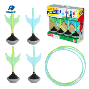 Jeu de fléchettes de jardin pour enfants, jeu de lancer d'anneaux en plein air pour la famille, jeu de fléchettes de jardin sécurisé avec 4 fléchettes et 2 anneaux - Product Image 1
