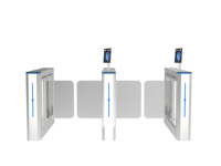 Sistema de Control de Acceso con Barrera Abatible y Lector de Tarjetas RFID para Edificios de Oficinas