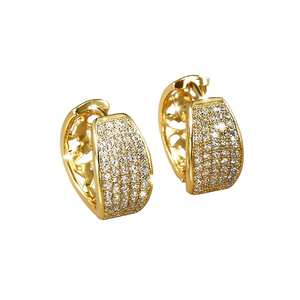 Orecchini a Cerchio Dorati da Donna, Placcati in Oro 18K con Cristalli e Strass, Design Geometrico di Lusso per Uso Quotidiano - Product Image 1