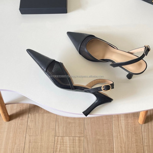 Escarpins de luxe pour femme à bout pointu avec bride cheville et boucle, talon haut, en cuir véritable, tendance mode - Product Image 4