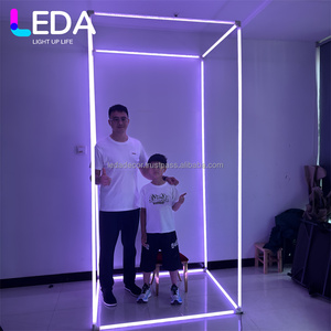 Leda หลอดแอลอีดีเปล่งแสงพลาสติกในร่มชั้นวางนิตยสารพร้อมไฟ RGB - Product Image 3