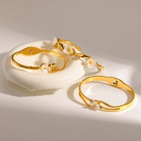 Bracelet minimaliste en forme de vague avec fleurs, bracelet en zircon en forme de C, bracelets en acier inoxydable pour femmes, bijoux