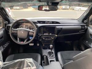 2024年二手丰田 Hilux <span class=keywords><strong>GR</strong></span> Sport 双驾驶室皮卡车 - Product Image 6