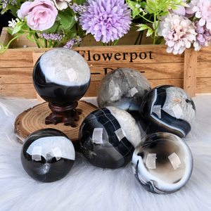 Bán Buôn Tự Nhiên Reiki Đá Đánh Bóng Pha Lê Thủ Công Mỹ Nghệ Tinh Thể Màu Đen Mã não Mã não Hình Cầu Cho Trang Trí - Product Image 2