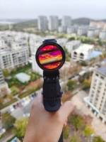 Caméra thermique miniature ronde 256x192 à marque privée avec logo et emballage personnalisés pour les marques d'optique d'extérieur