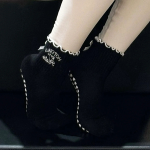 Lettere ricamate Custom Yoga Grip calzini antiscivolo Pilates Reformer calzini economici popolari griffati <span class=keywords><strong>con</strong></span> fiocchi <span class=keywords><strong>con</strong></span> volant - Product Image 6