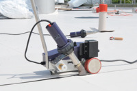 Soudeuse à air chaud en plastique TPO Weldy Foiler ETL pour souder les bâches, les membranes et les bannières – Machine de soudage par recouvrement