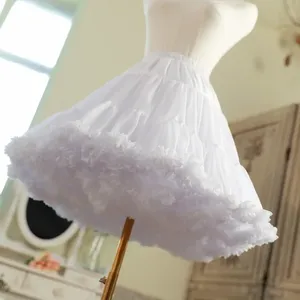 Mini jupon de style Lolita de mariage pour femme Tulle Puffy Short Bridal Underskirt with No Hoop Rockabilly <span class=keywords><strong>Tutu</strong></span> - Product Image 1