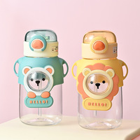 Bouteille d'eau en plastique réutilisable pour enfants avec paille, 600 ml, anti-fuite, sans BPA, motif dessin animé, pour garçons et filles, idéale pour l'école et les voyages
